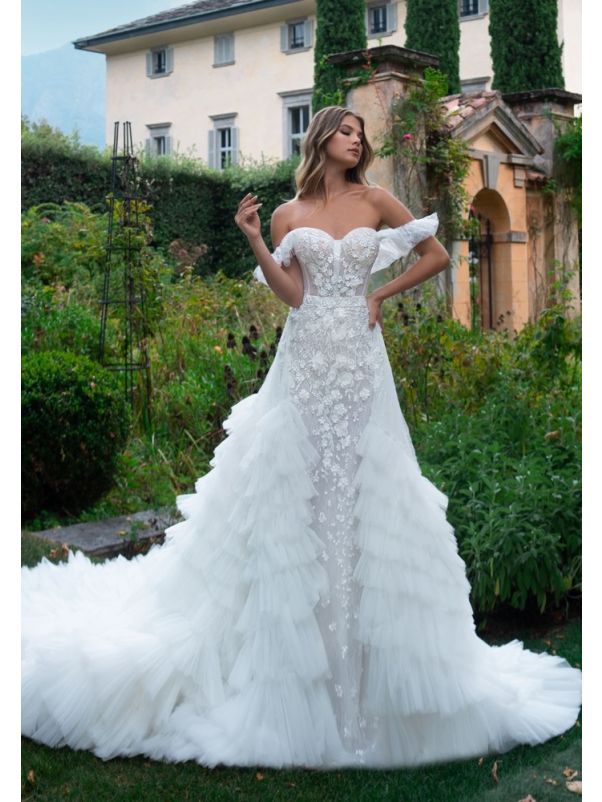 3D Flower Ruffle Wedding Dress
