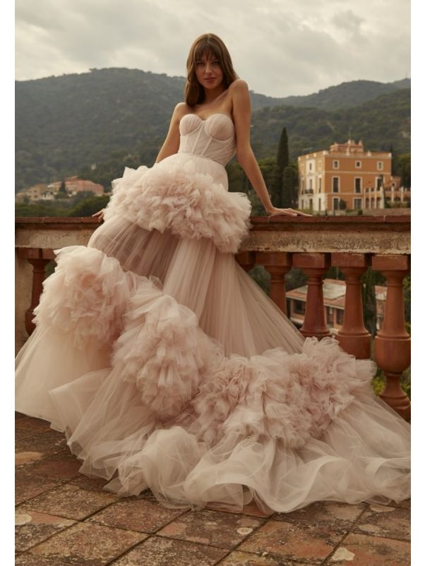 Strapless Ruffle Wedding Dress