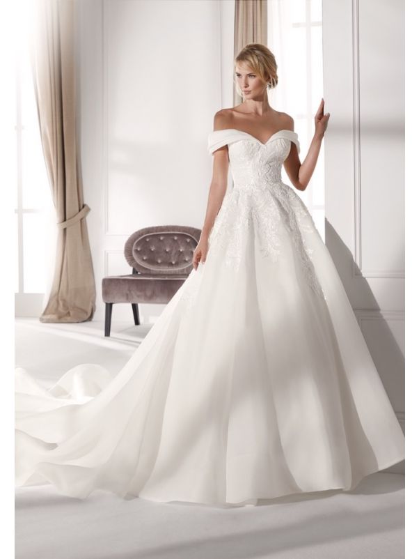 Off-Shoulder Organza Princess Wedding Dress