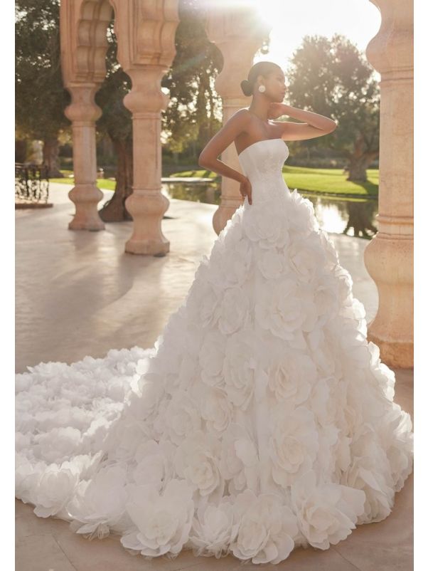 Strapless Ruffle Wedding Dress