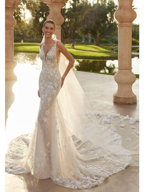 Embellished Backless Wedding Dress