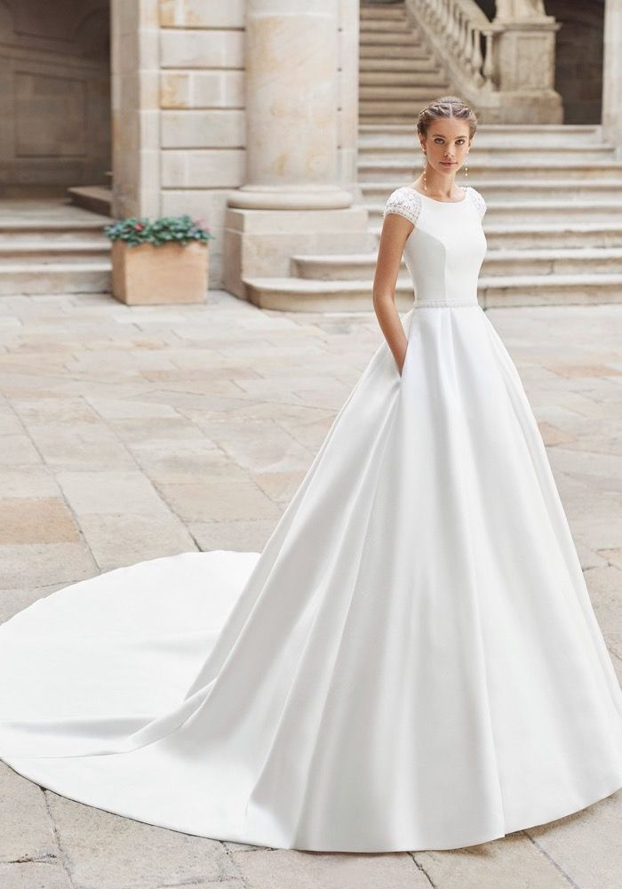 Aire Barcelona DILANA Beaded Princess Wedding Dress HK