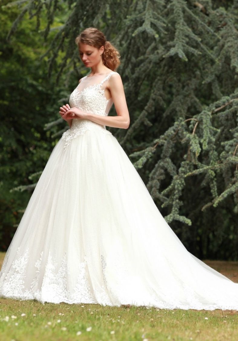 Atelier Lyanna | Romantic Princess Wedding Dress with Sheer Back | HK | DBR  Weddings