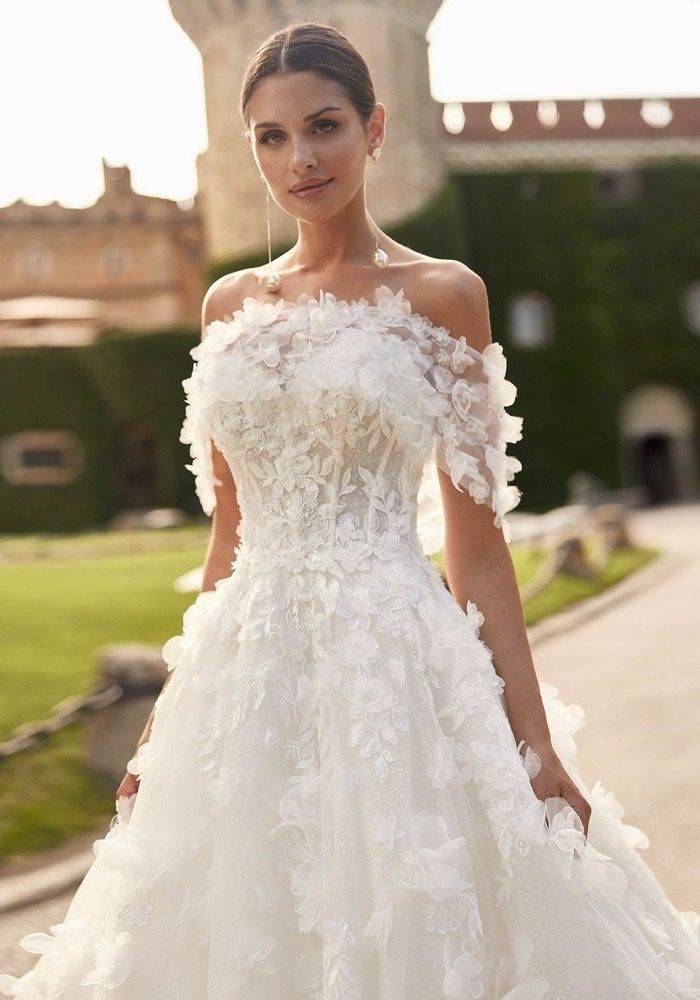 【美品/数量限定デザイン】TuNoah weddingベール202NOA0016 ラメコードレースロングベール