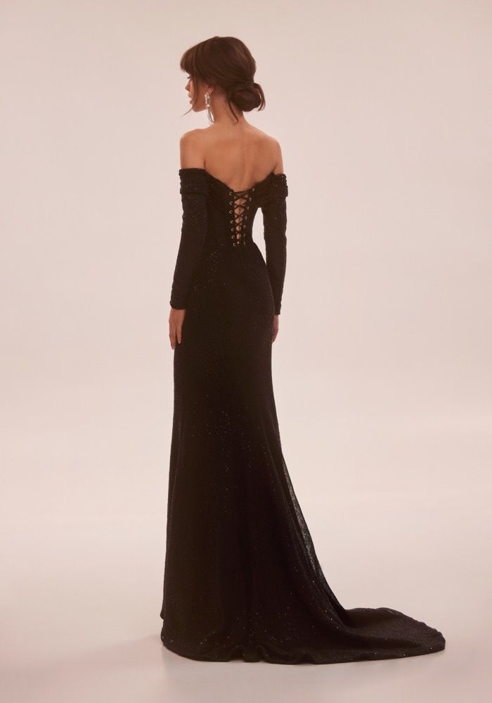 NOVA OCTO  Black Lace Long Sleeve Gown