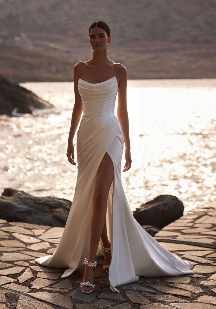 Milla Nova Bellissima Draped Simple Satin Wedding Dress HK | DBR Weddings Milla Nova Bellissima Draped Simple Satin Wedding Dress HK | DBR Weddings