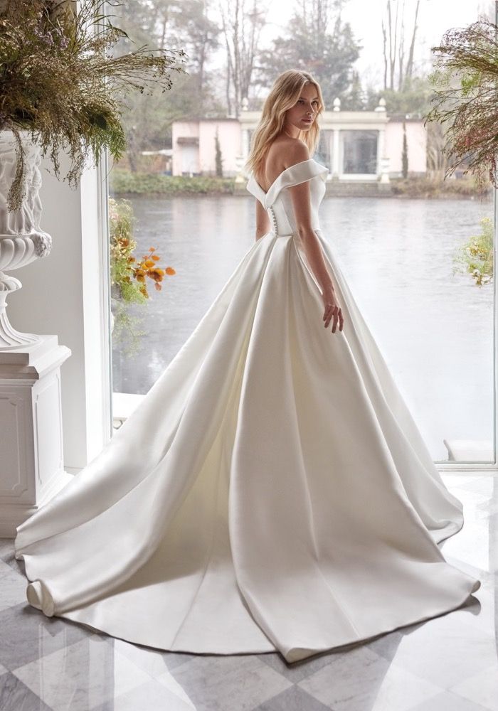 Simple princess dress discount