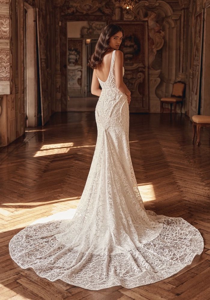 Olya Mak Encanta Beaded Mermaid Lace Wedding Dress HK | DBR Weddings