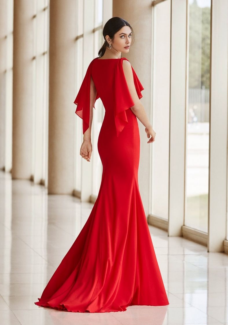 Red Velvet Long Fitted Evening Party Dress - Marisela Veludo - Fashion  Designer