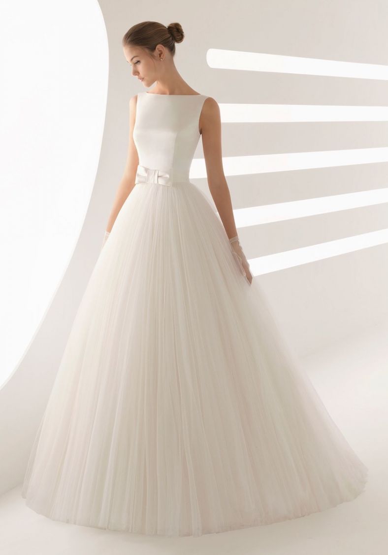 Rosa Clara AIDA Elegant Princess Tulle Wedding Gown HK DBR Weddings