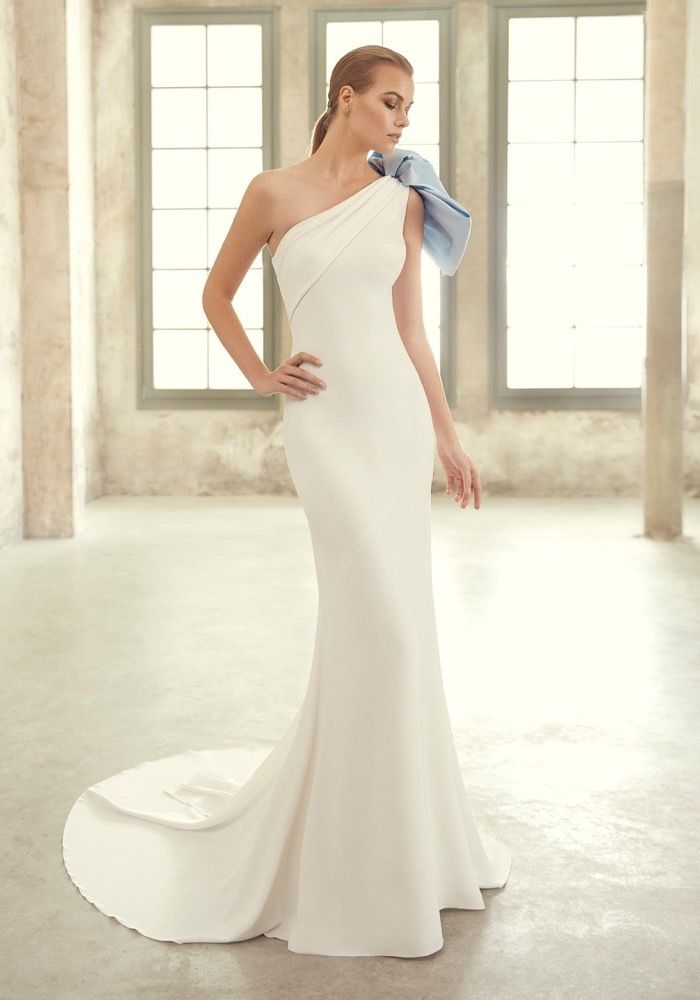 One shoulder 2024 crepe gown