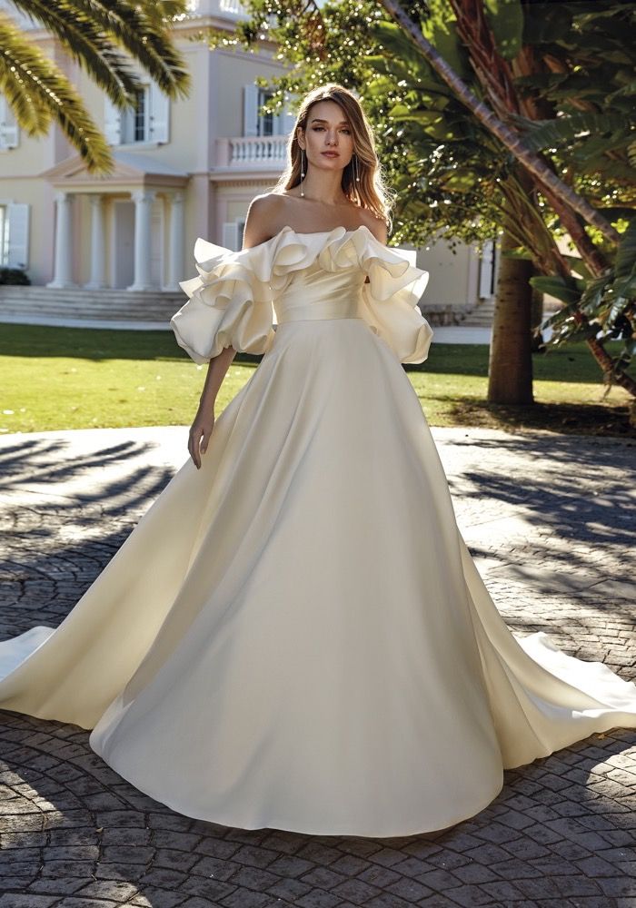 Off the shoulder 2024 ruffle wedding dress