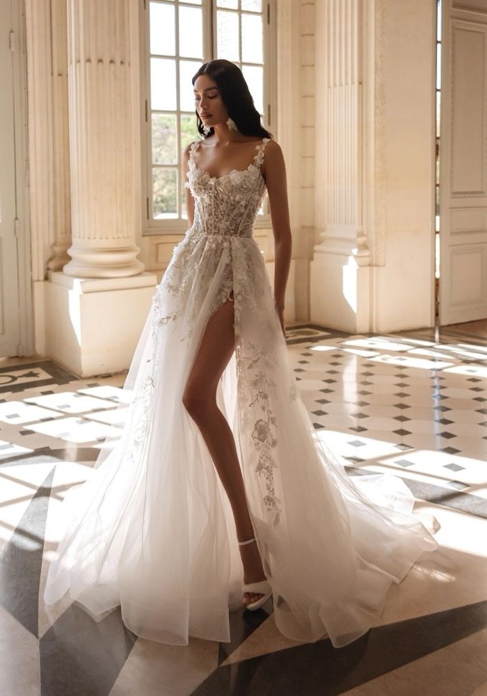 Tina Valerdi THEKLA Corset Wedding Dress HK | DBR Weddings Tina Valerdi THEKLA Corset Wedding Dress HK | DBR Weddings