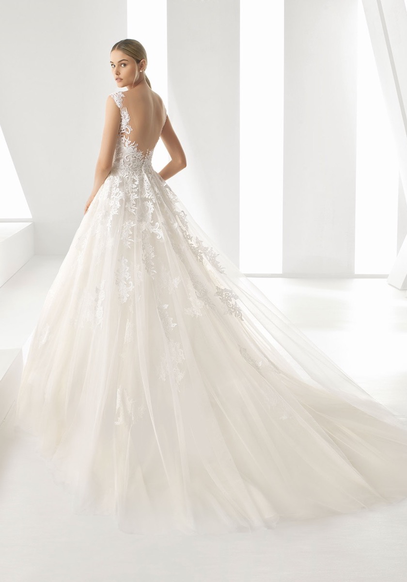 Rosa Clara | DENIS Romantic Lace Princess Wedding Gown | HK | DBR Weddings