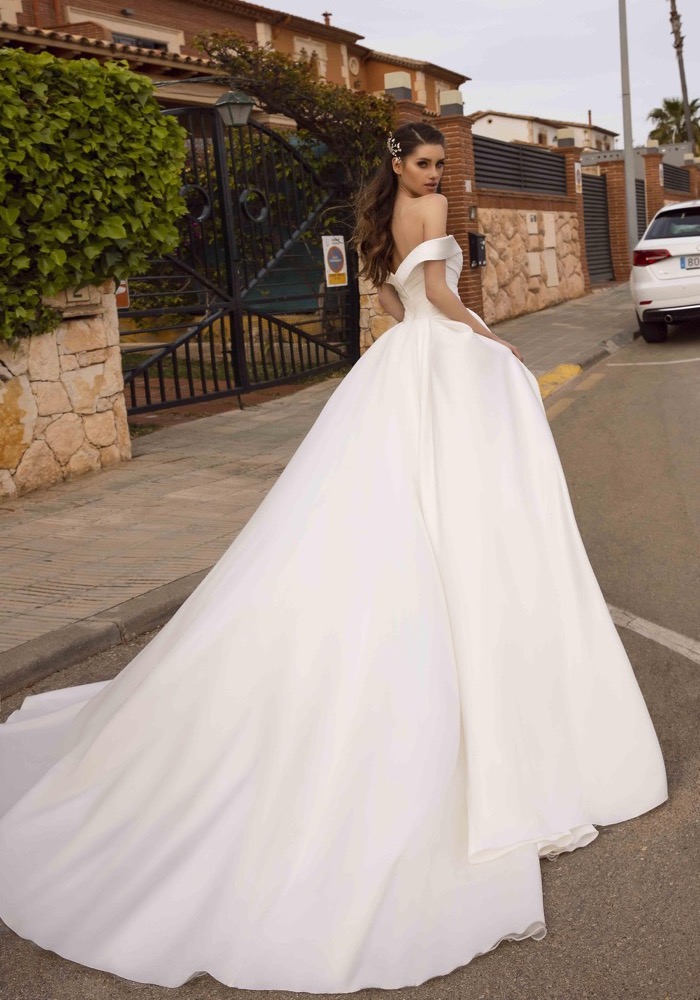 Tina Valerdi | Ramona Satin Wedding Dress HK | DBR Weddings